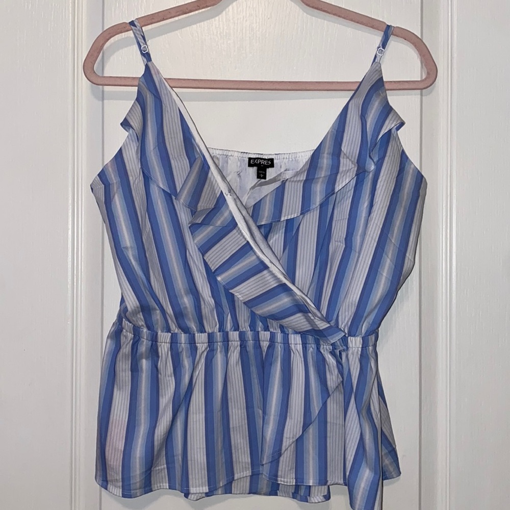 EXPRESS STRIPED WRAP TOP